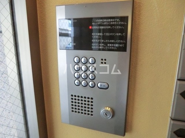 15/25 エントランス