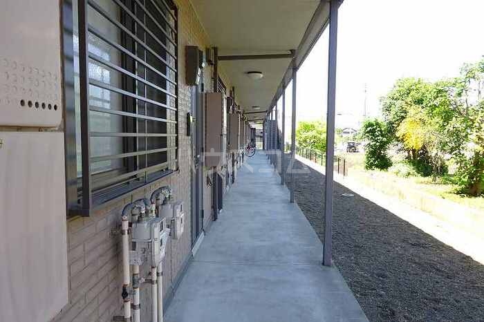 18/24 エントランス