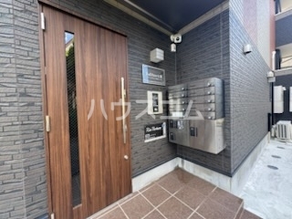 14/23 エントランス