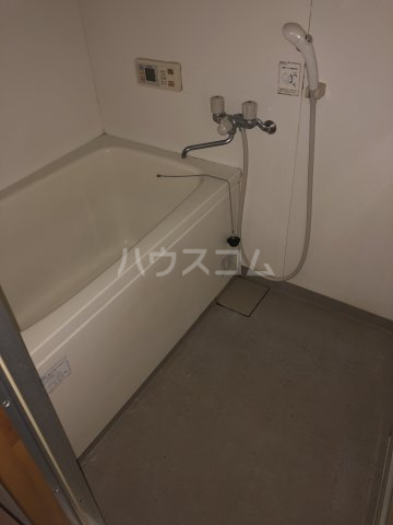 14/30 浴室