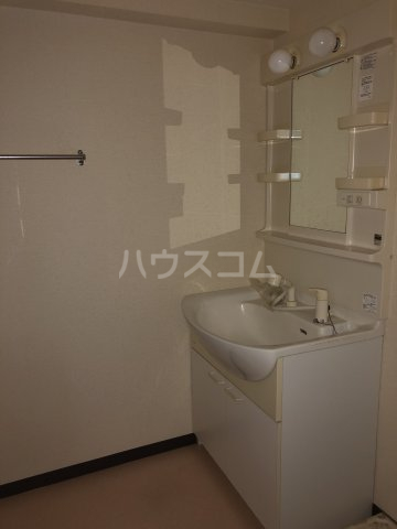17/30 洗面