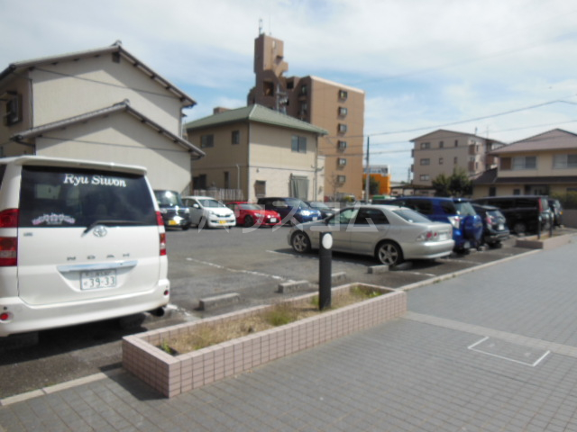 2/11 駐車場