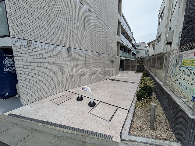 3/6 エントランス