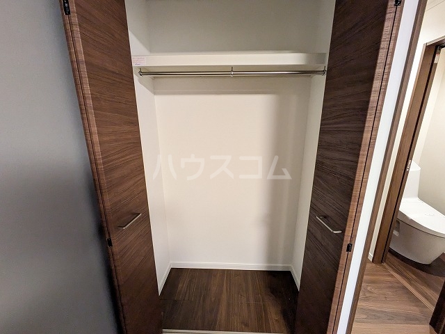 13/30 収納