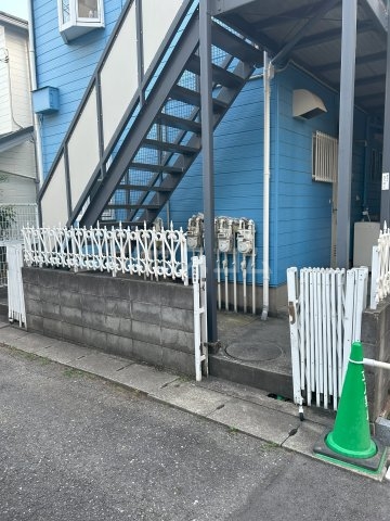 14/15 エントランス