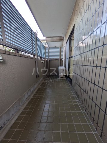 15/27 バルコニー