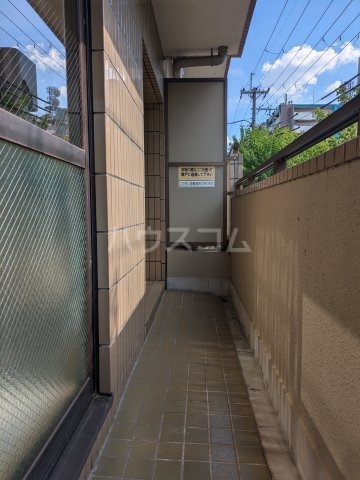 16/27 バルコニー