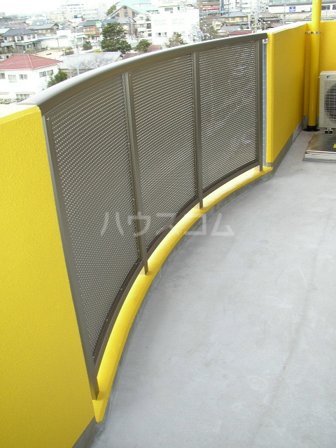 14/28 バルコニー