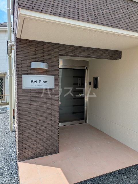 2/3 エントランス