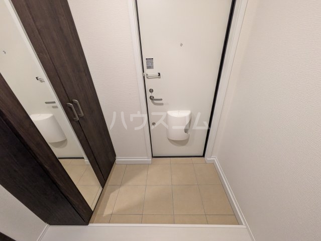 17/30 玄関