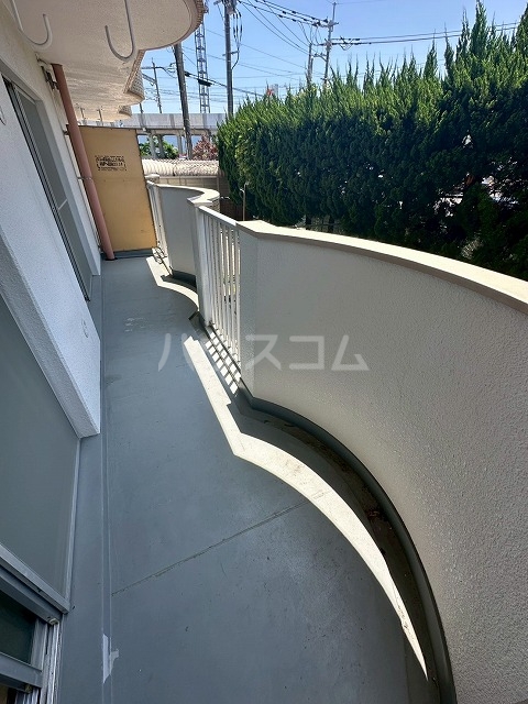 14/28 バルコニー
