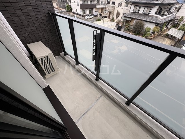 13/27 バルコニー