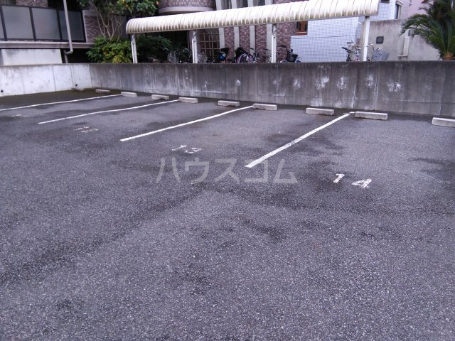 3/10 駐車場