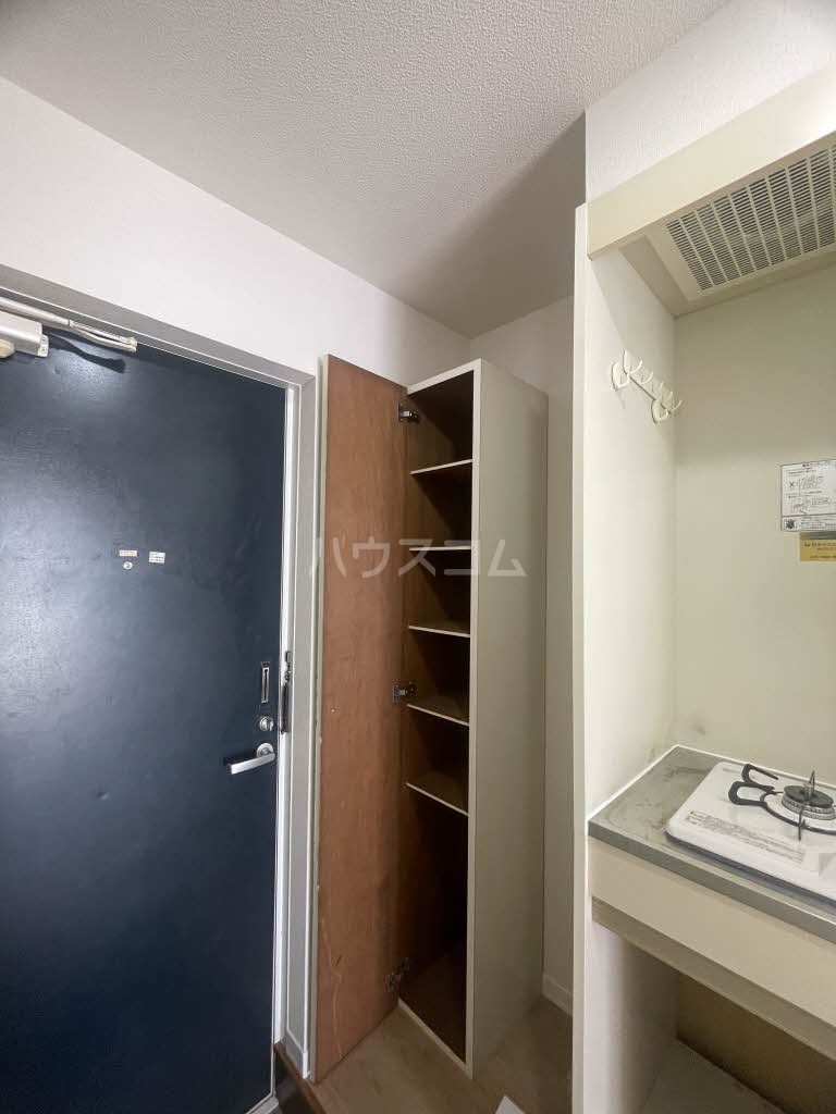 16/26 エントランス