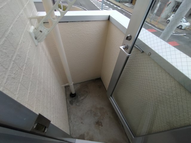 18/28 バルコニー