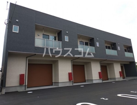 26/30 エントランス