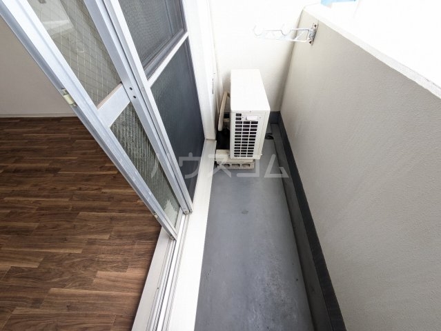 13/25 バルコニー