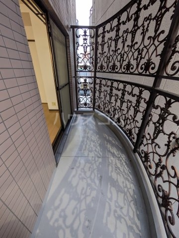 18/30 バルコニー