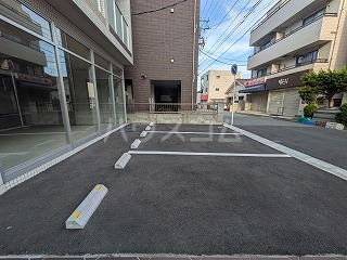 2/3 駐車場