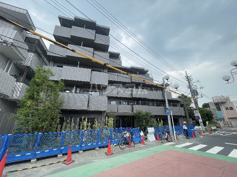 ルーブル武蔵新城七番館の外観