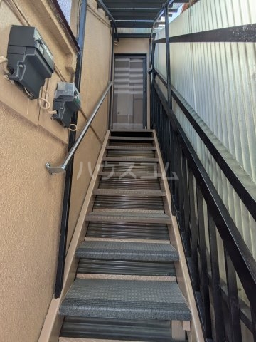 2/13 エントランス