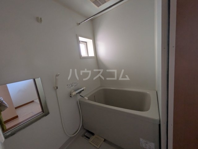 14/30 浴室