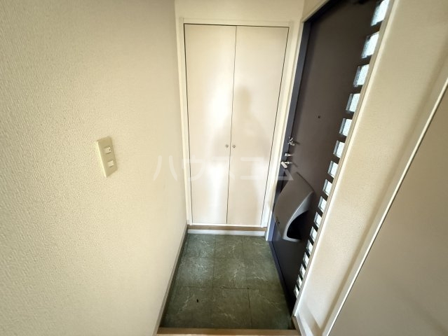 14/30 玄関