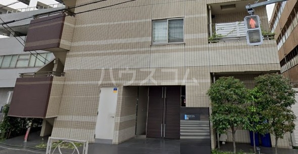 14/21 エントランス