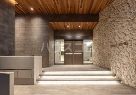 17/27 エントランス