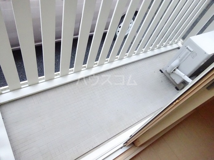 13/20 バルコニー