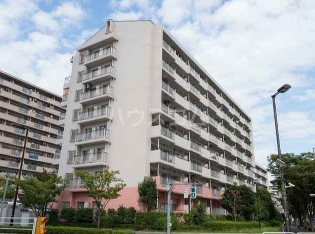 けやき通り北壱番館の外観