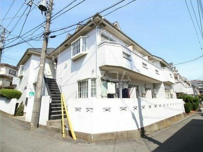 17/25 エントランス