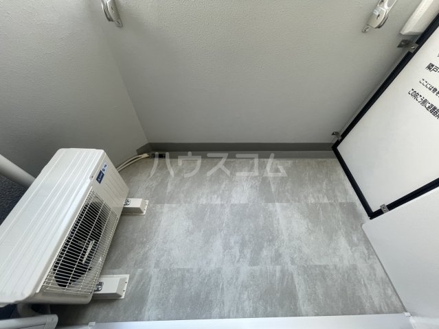 21/30 バルコニー