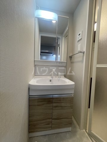 16/30 洗面