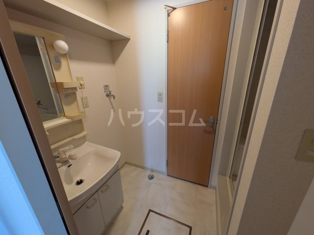 13/30 洗面