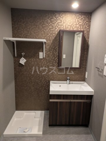 15/30 洗面