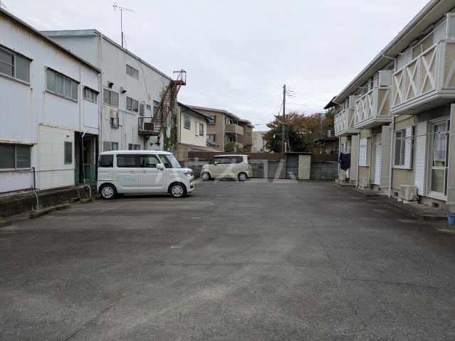 22/23 駐車場