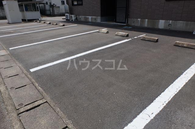 21/29 駐車場