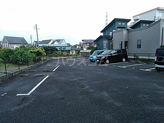 25/30 駐車場