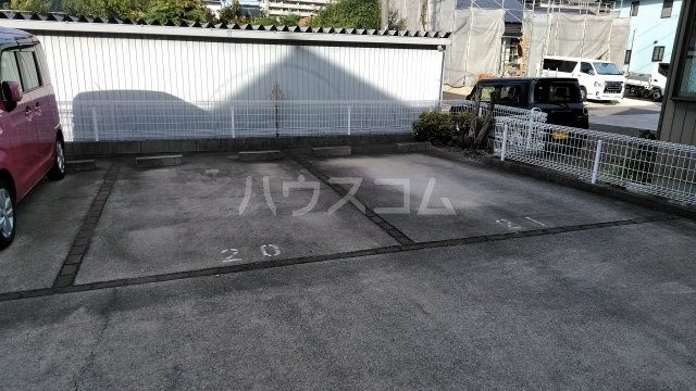 29/30 駐車場