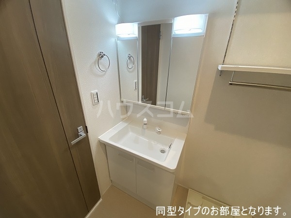 17/30 洗面