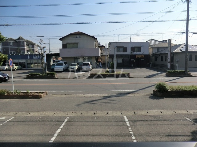16/18 駐車場