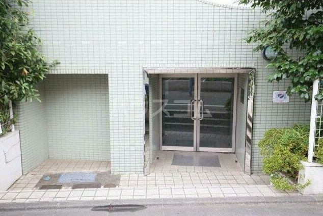 3/10 エントランス