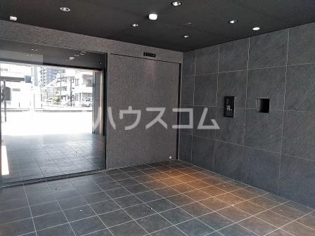 21/28 エントランス