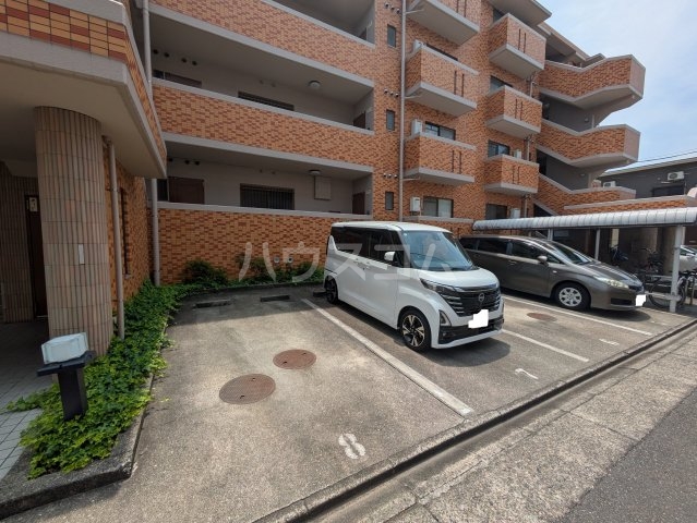 29/30 駐車場