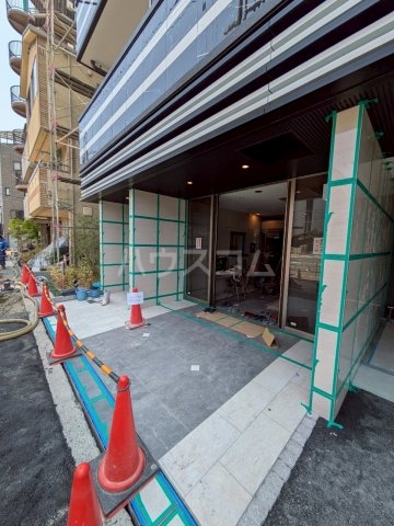 17/21 エントランス