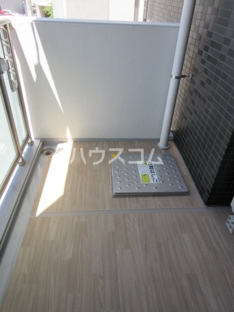 17/28 バルコニー