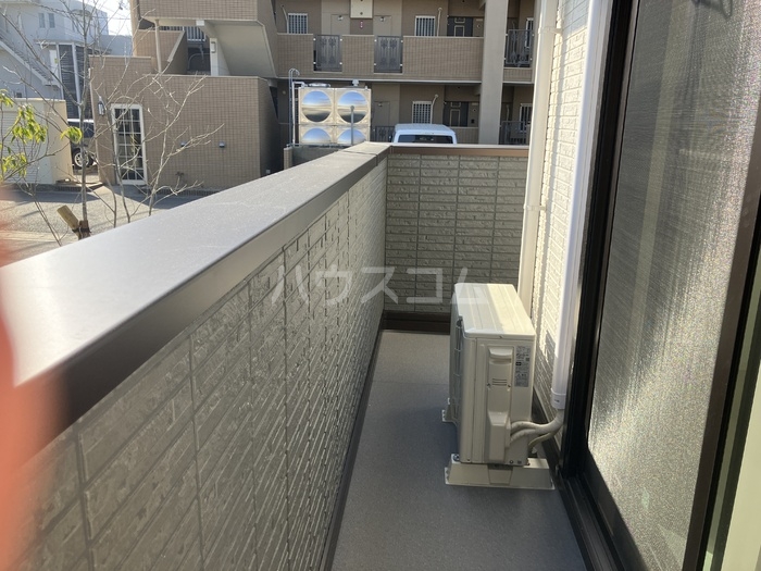 13/27 バルコニー