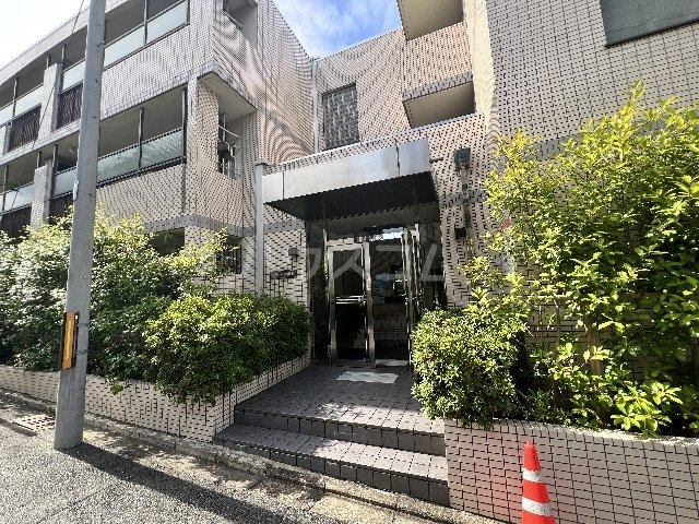 29/30 エントランス