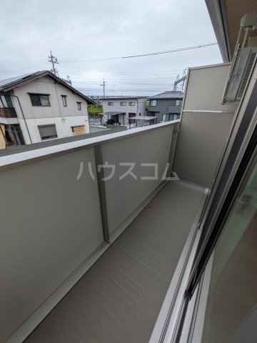 18/23 バルコニー